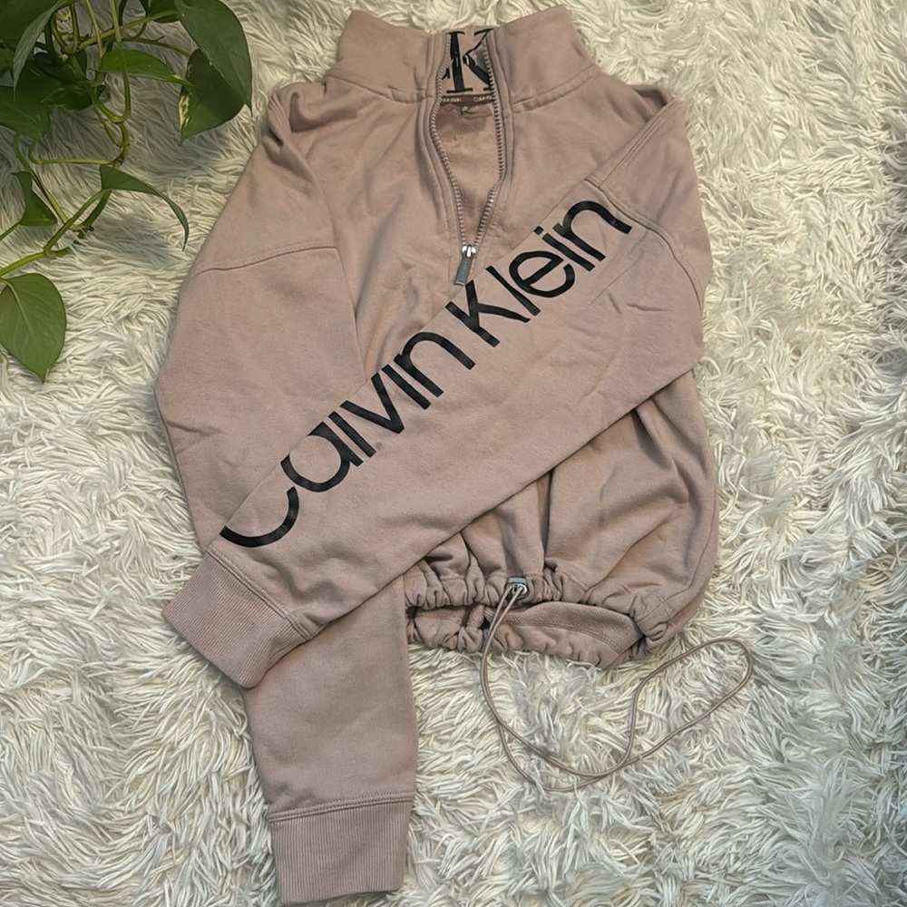 Calvin Klein cropped sweatshirt